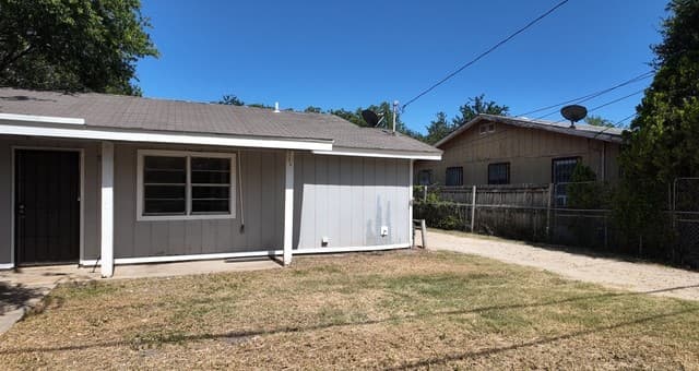 Home for sale at 2306 Valencia in San Antonio, TX — photo 2