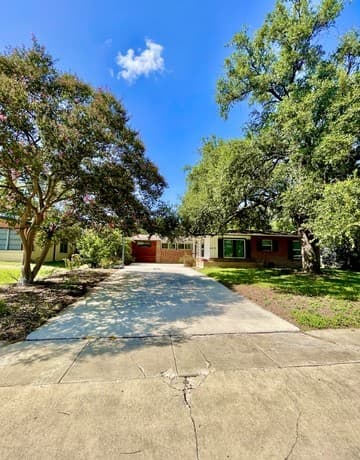 4-bedroom home for sale at 403 Marquis Ln in San Antonio TX