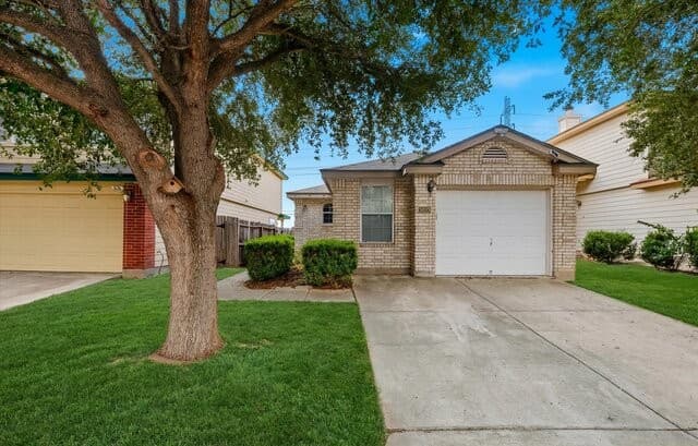 Home for sale at 6918 Sandy Point Dr in San Antonio, TX — photo 3