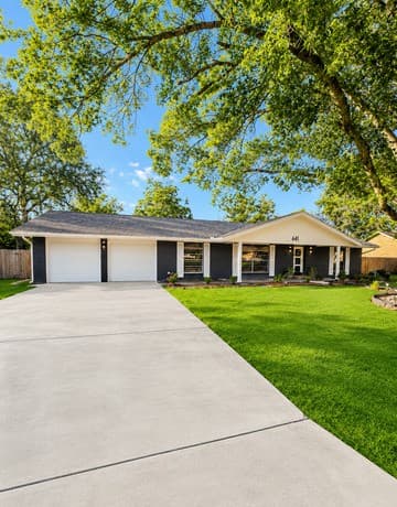 Home for sale at 641 Richfield Dr. in Windcrest, TX — photo 2