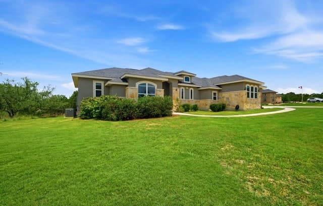 Home for sale at 124 Merlin Ct in Spring Branch, TX — photo 2