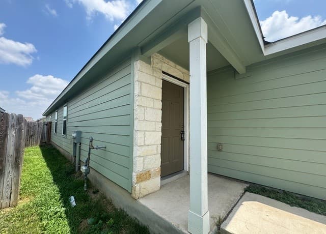 Home for sale at 4546 Zoe Pass in San Antonio, TX — photo 3