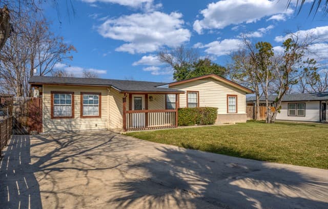 Home for sale at 511 Millwood in San Antonio, TX — photo 3