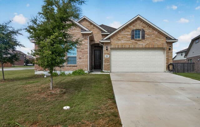 Home for sale at 5003 Village Park in Marion, TX — photo 3