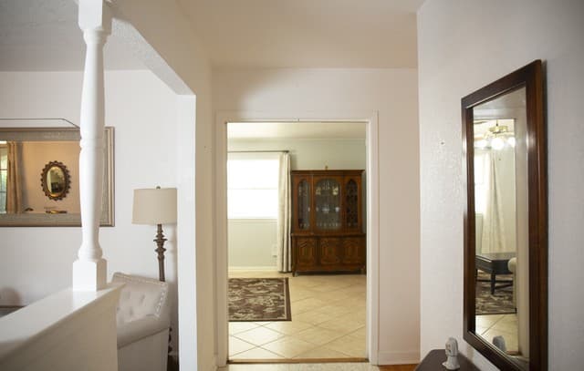 Home for sale at 3715 Oak Trl in San Antonio, TX — photo 3