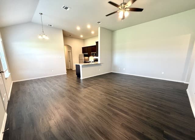 3-bedroom rental at 5606 Rio Canyon Unit 1 in Converse, TX — photo 5
