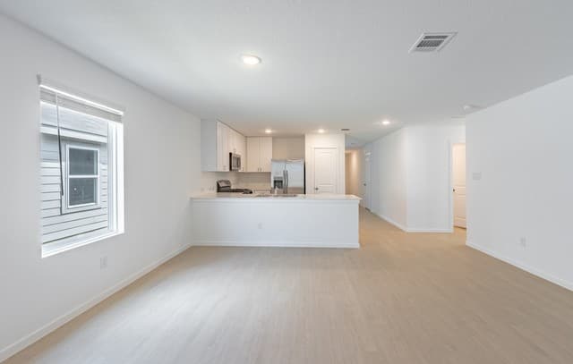 4-bedroom rental at 2207 Allison Crk in Marion, TX — photo 3