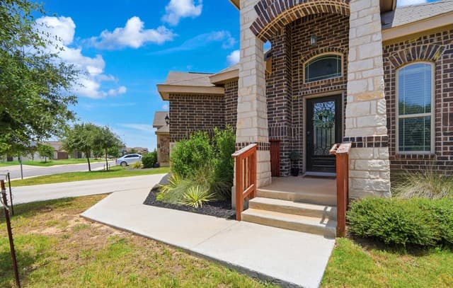 Home for sale at 106 Katy Post in San Antonio, TX — photo 4