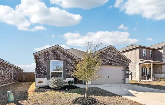 3-bedroom rental at 9334 Nubuck Br in Converse, TX — photo 3