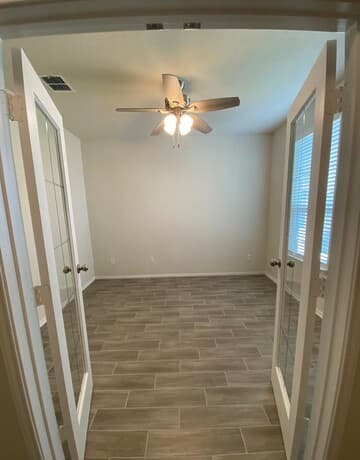 3-bedroom rental at 7723 Cottonwood Rdg in Boerne, TX — photo 3