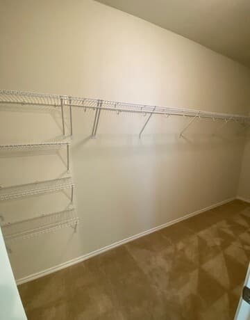 3-bedroom rental at 7723 Cottonwood Rdg in Boerne, TX — photo 5