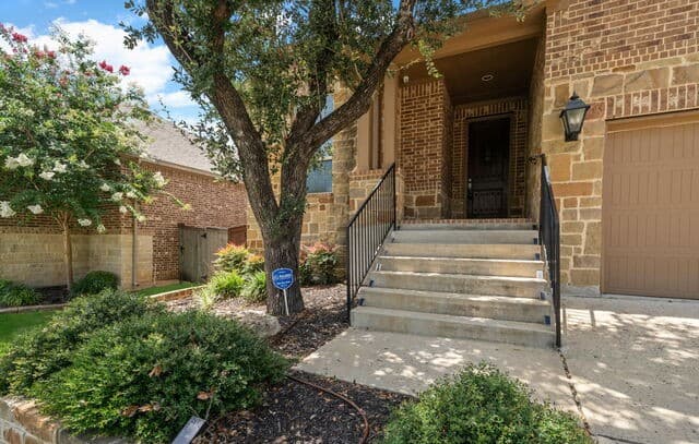 4-bedroom rental at 9010 Gate Run in Boerne, TX — photo 3