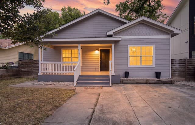 Home for sale at 117 Fairview Ave in San Antonio, TX — photo 1