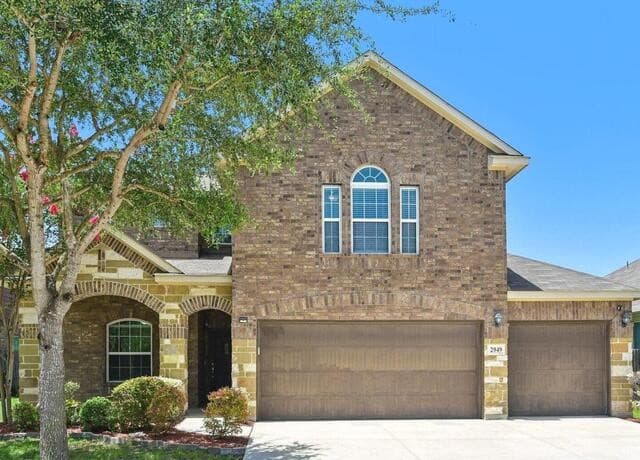4-bedroom home for sale at 2949 Mistywood Ln in Schertz TX