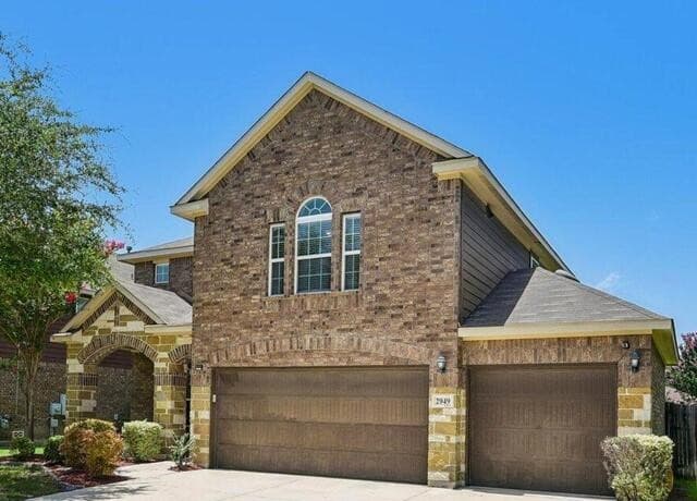 Home for sale at 2949 Mistywood Ln in Schertz, TX — photo 3