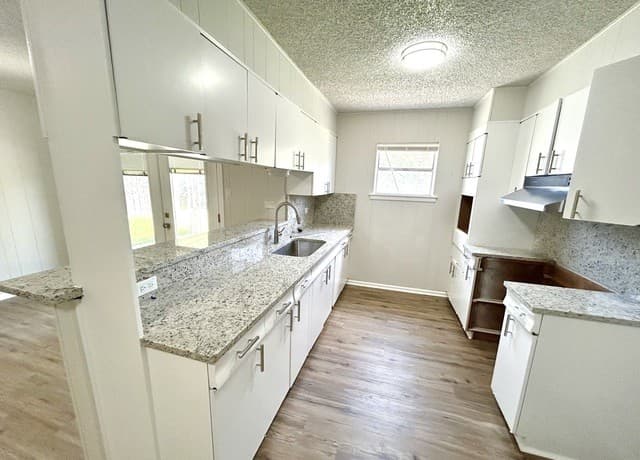 3-bedroom rental at 116 Roundtree in Schertz, TX — photo 4