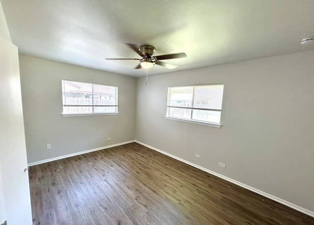 3-bedroom rental at 116 Roundtree in Schertz, TX — photo 5