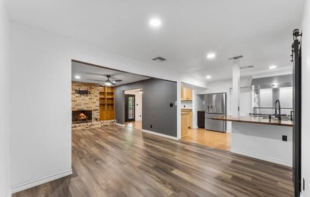 Home for sale at 3614 Versailles Dr in San Antonio, TX — photo 2
