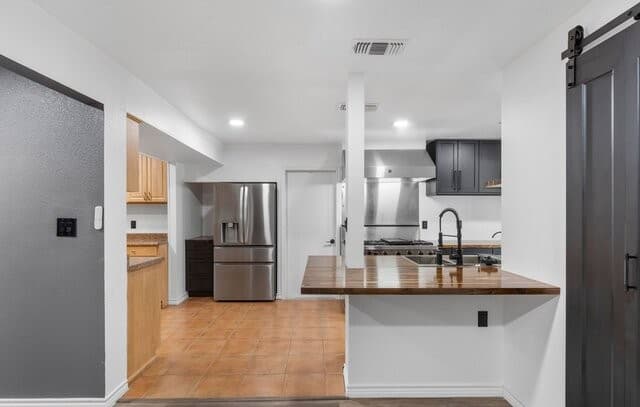 Home for sale at 3614 Versailles Dr in San Antonio, TX — photo 5