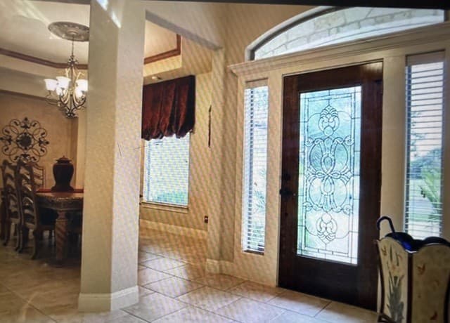 Home for sale at 30135 Cibolo Run in Fair Oaks Ranch, TX — photo 3
