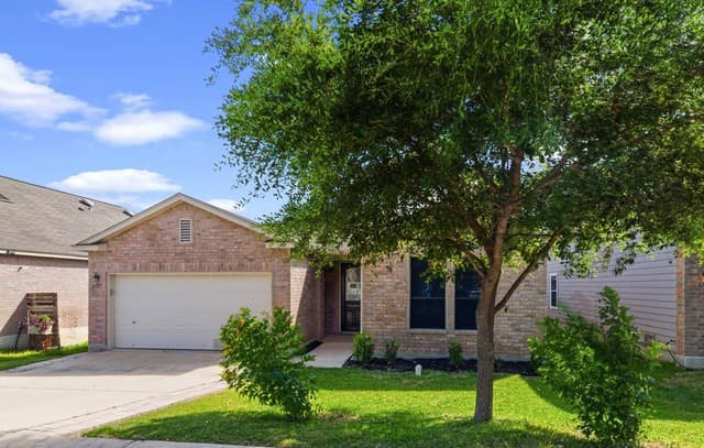 Home for sale at 6705 Spearwood in Live Oak, TX — photo 3