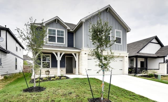 4-bedroom rental at 7807 Cottonwood Ridge in Boerne, TX — photo 2