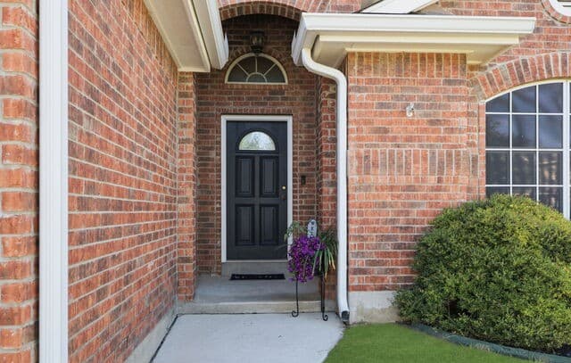 Home for sale at 10423 Tollow Way in Helotes, TX — photo 3