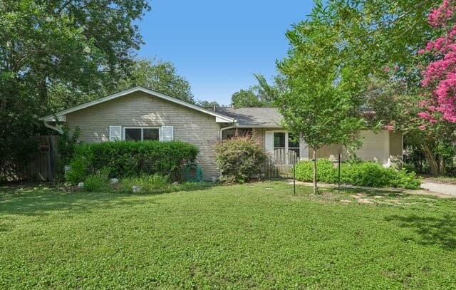 Home for sale at 3626 Highcliff Dr in San Antonio, TX — photo 2