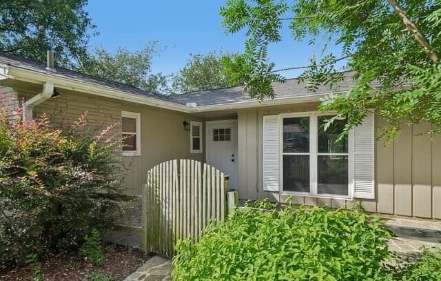 Home for sale at 3626 Highcliff Dr in San Antonio, TX — photo 4