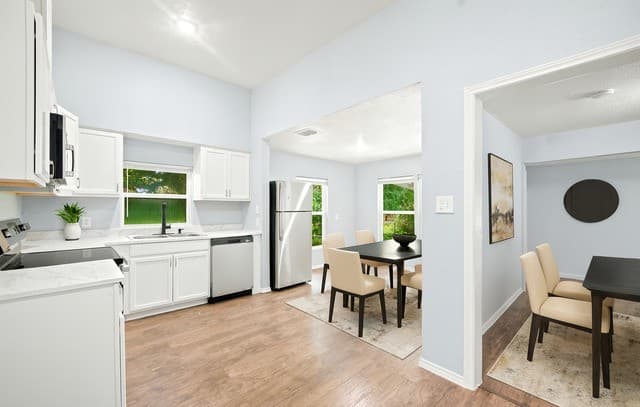 3-bedroom rental at 112 Avenue B in Converse, TX — photo 3