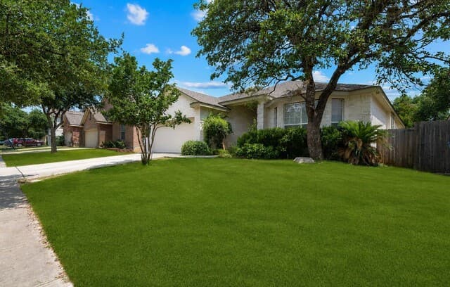 Home for sale at 8843 Imperial Cross in Helotes, TX — photo 2