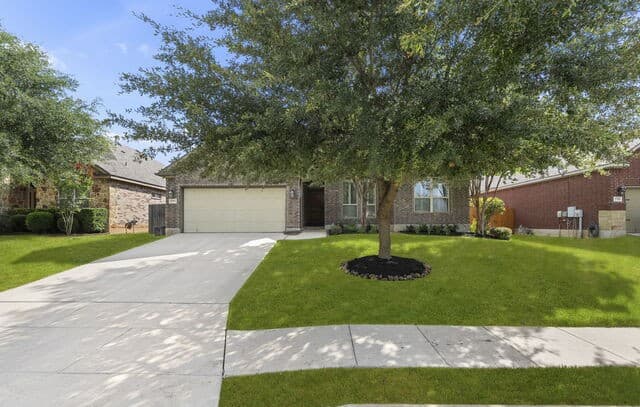 Home for sale at 27050 Sable Run in Boerne, TX — photo 2