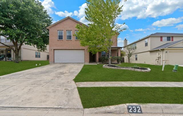 4-bedroom rental at 232 N Willow Way in Cibolo, TX — photo 2
