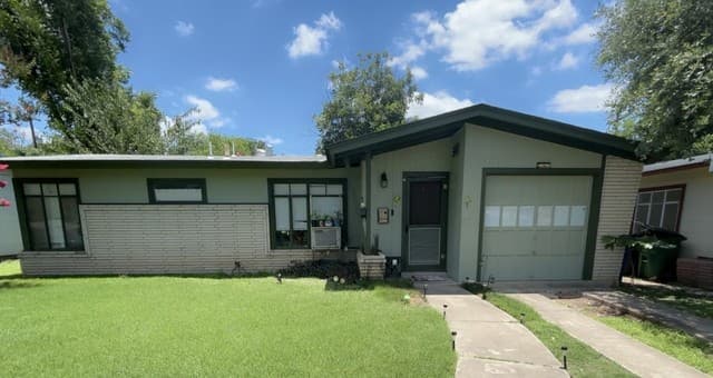 Home for sale at 106 Cyril in San Antonio, TX — photo 1