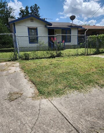 Home for sale at 134 Prosperity in San Antonio, TX — photo 1