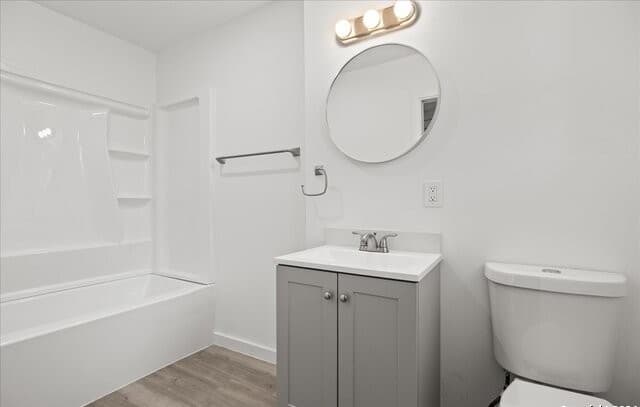 Home for sale at 317 E Wright Blvd in Universal City, TX — photo 5