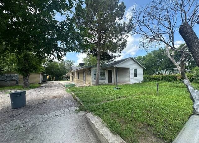 Home for sale at 1408 W Gerald Ave in San Antonio, TX — photo 3