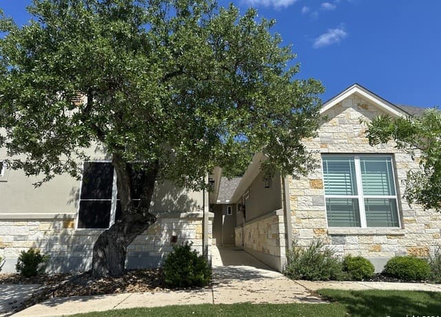 3-bedroom rental at 154 Magnolia Cir in Boerne TX
