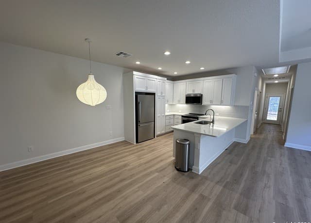 3-bedroom rental at 154 Magnolia Cir in Boerne, TX — photo 3