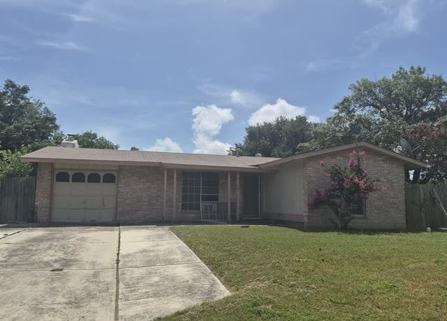Home for sale at 2406 Roseville St in San Antonio, TX — photo 1