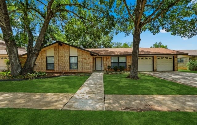 Home for sale at 7810 Mary Carolyn in San Antonio, TX — photo 3