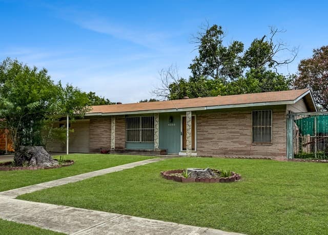 Home for sale at 4503 Bikini Dr in San Antonio, TX — photo 2