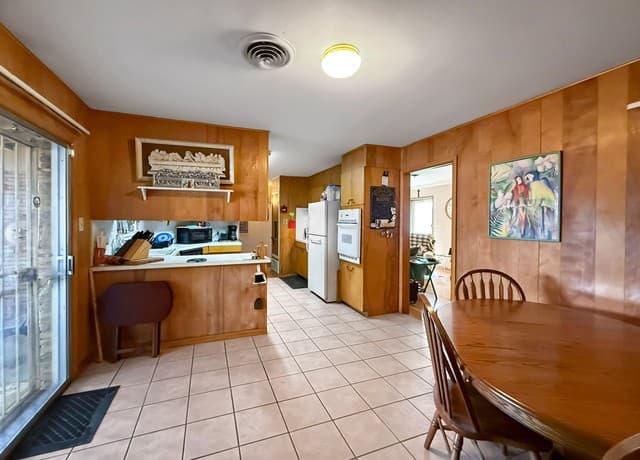 Home for sale at 4503 Bikini Dr in San Antonio, TX — photo 5