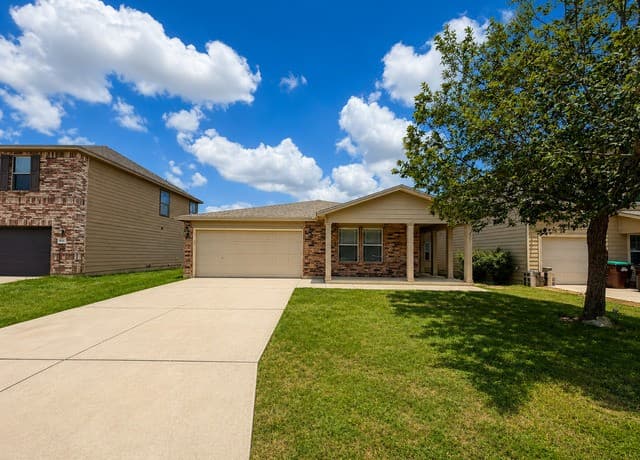 Home for sale at 4714 Dapple Dr in San Antonio, TX — photo 1