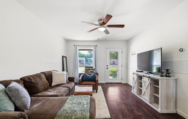 Home for sale at 6707 Pear Tree in San Antonio, TX — photo 3