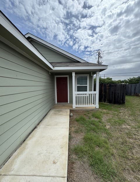 Home for sale at 306 Pradera Cv in San Antonio, TX — photo 1