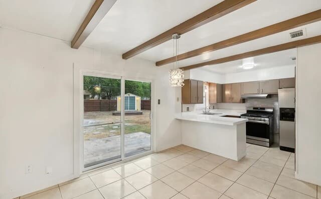 3-bedroom rental at 4311 Sun Gate St in San Antonio, TX — photo 5