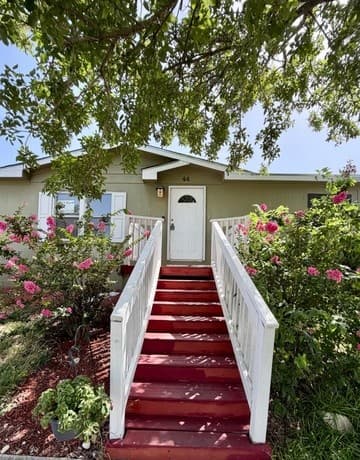 3-bedroom rental at 7460 Kitty Hawk Unit 44 in San Antonio, TX — photo 2