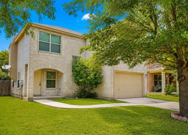 3-bedroom rental at 6031 Kensinger Pass in Converse, TX — photo 3