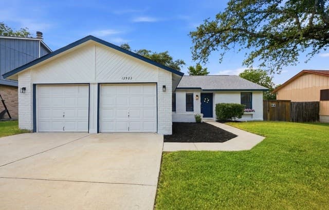 Home for sale at 13923 Woodbreeze St in San Antonio, TX — photo 1